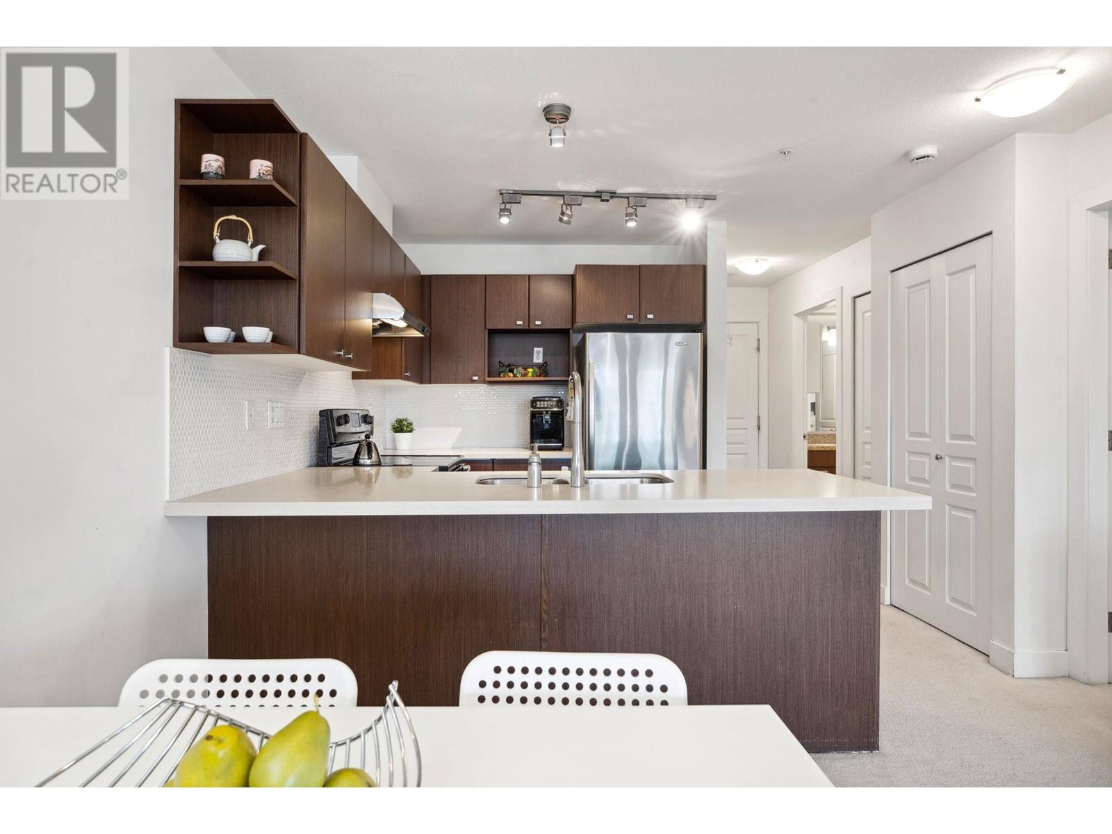 312 738 E 29TH AVENUE, Vancouver, British Columbia
