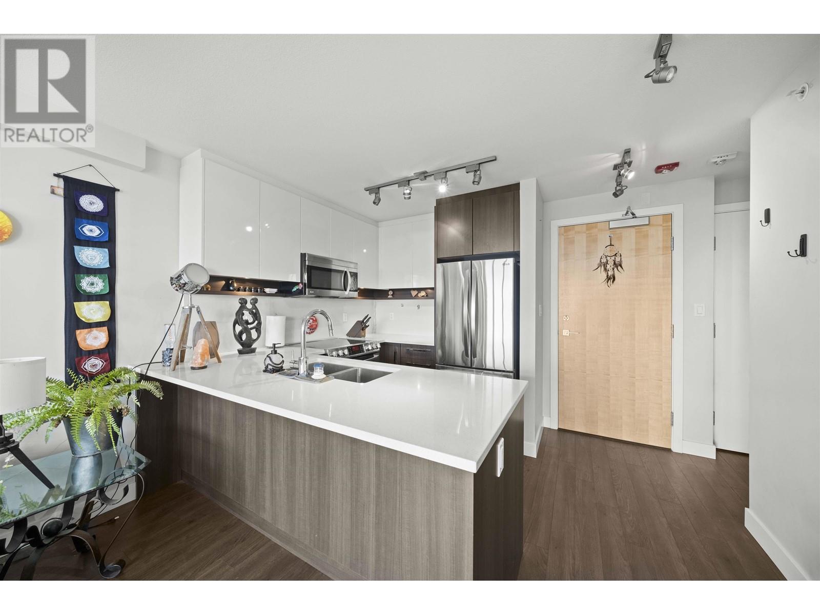 701 958 Ridgeway Avenue, Coquitlam, British Columbia  V3K 0C5 - Photo 10 - R3010527