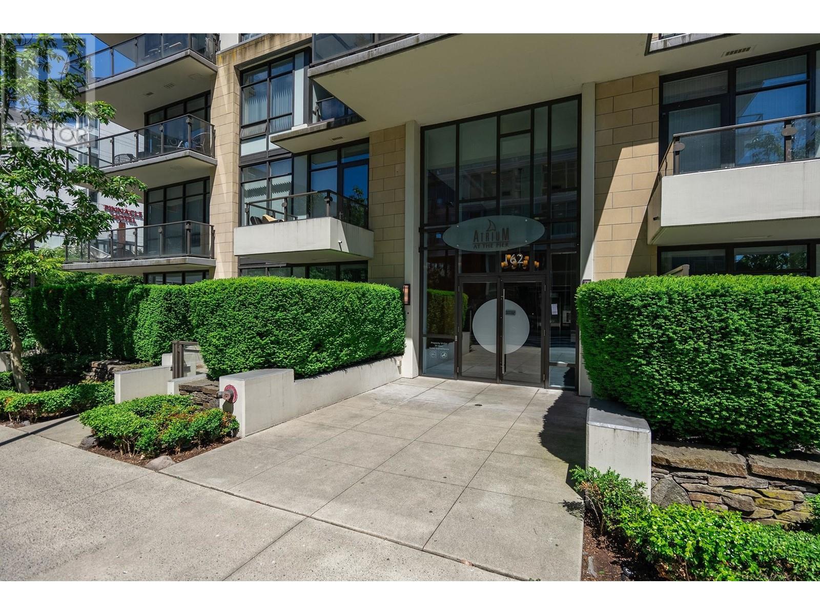 707 162 Victory Ship Way, North Vancouver, British Columbia  V7L 0B4 - Photo 25 - R3010537