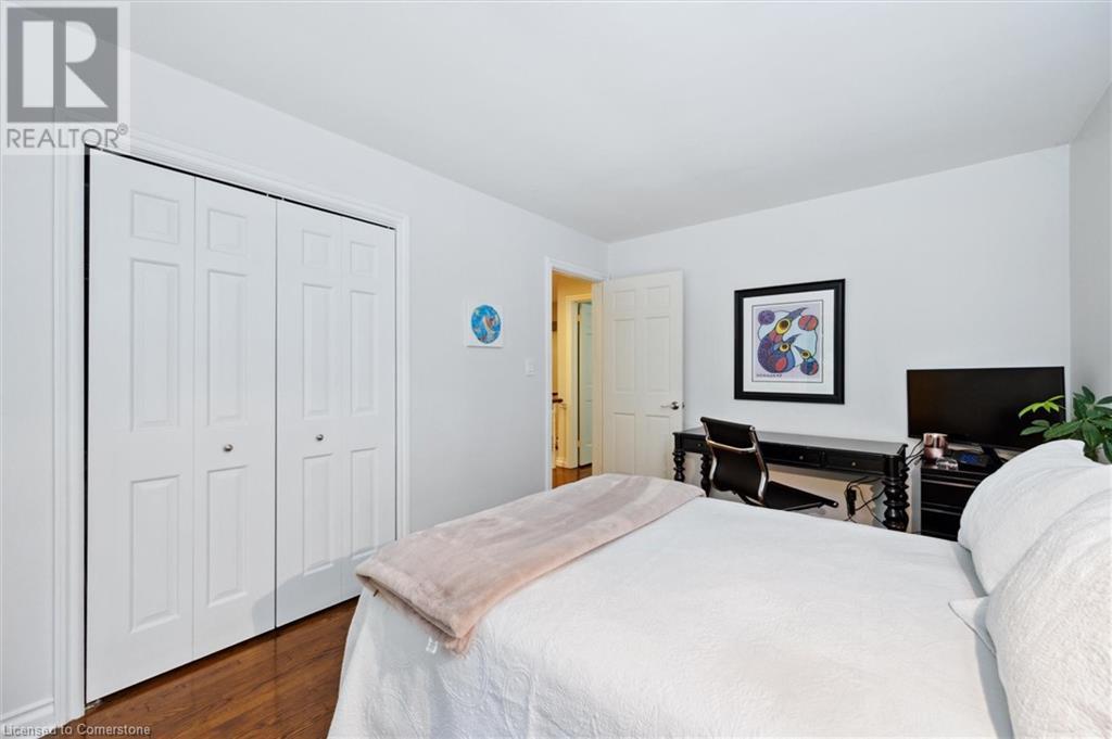 1932 Four Seasons Drive, Burlington, Ontario  L7P 2Y1 - Photo 24 - 40722880