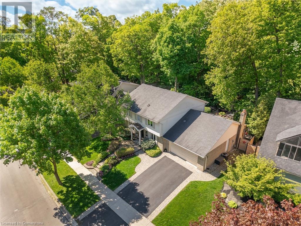 1932 Four Seasons Drive, Burlington, Ontario  L7P 2Y1 - Photo 4 - 40722880