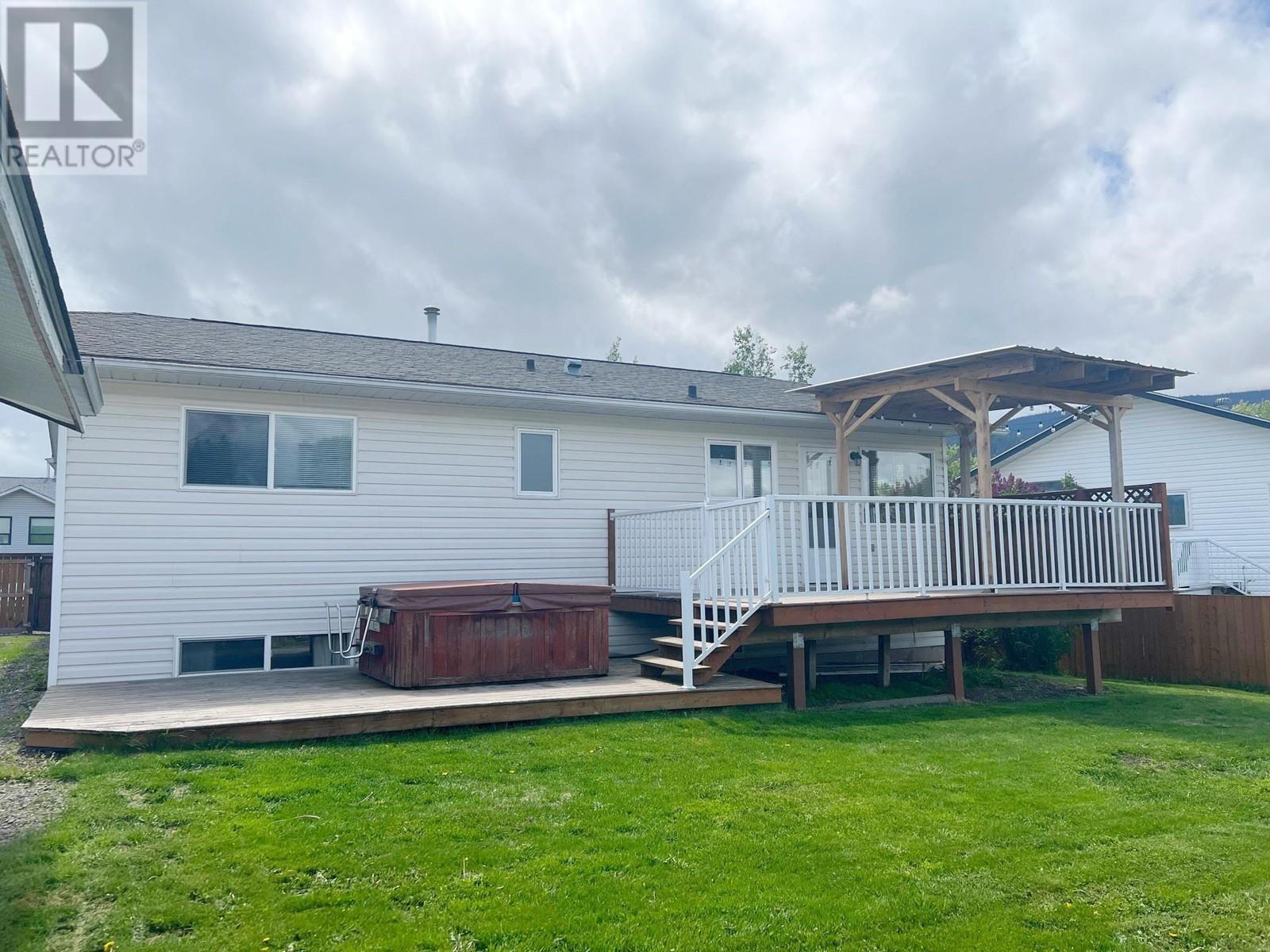 1360 Driftwood Crescent Crescent, Smithers, British Columbia  V0J 2N0 - Photo 35 - R3008866