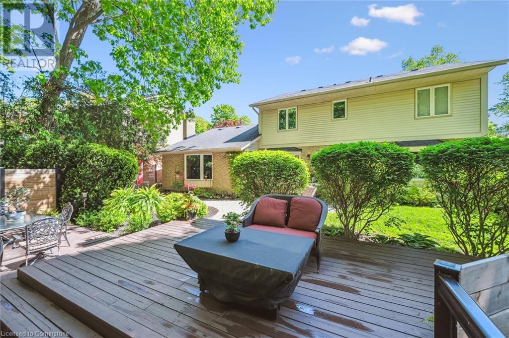 1932 Four Seasons Drive, Burlington, Ontario  L7P 2Y1 - Photo 39 - 40722880