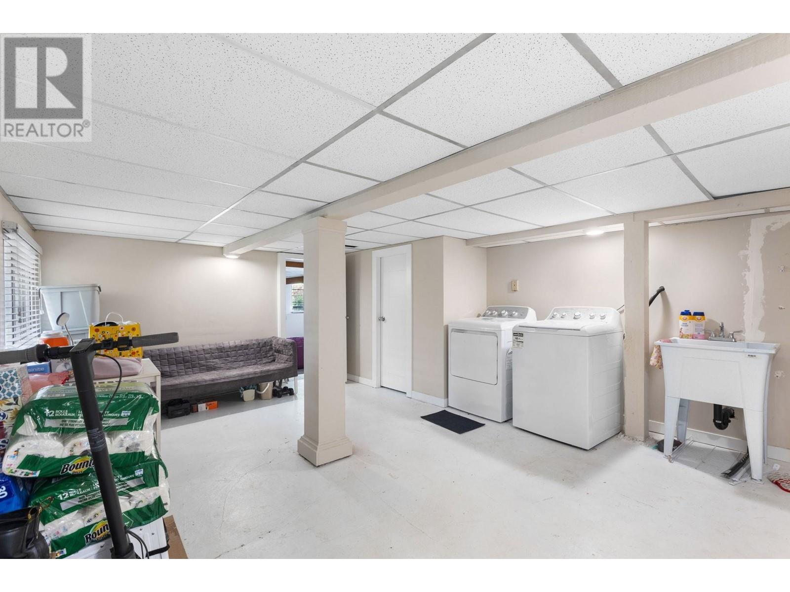 2013 Marine Way, New Westminster, British Columbia  V3M 2H2 - Photo 22 - R3010489