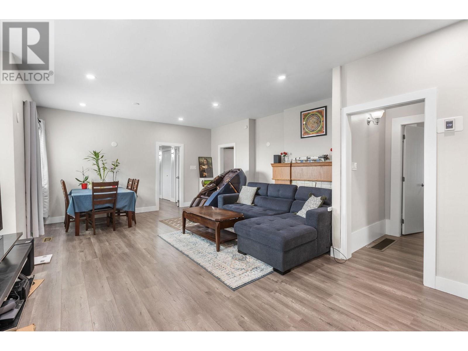2013 Marine Way, New Westminster, British Columbia  V3M 2H2 - Photo 8 - R3010489
