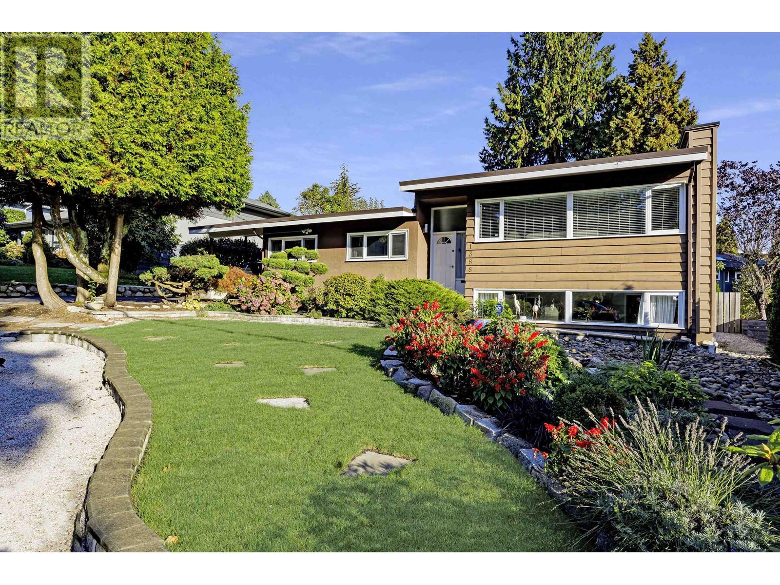1388 E 20TH STREET, north vancouver, British Columbia