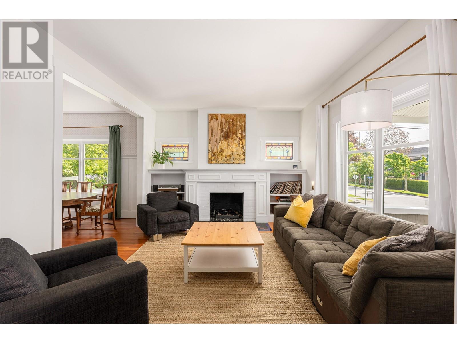 301 Fourth Avenue, New Westminster, British Columbia  V3L 1N8 - Photo 4 - R3010513