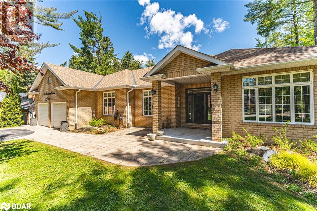 Property at 9 FAIRWAY Court image 2