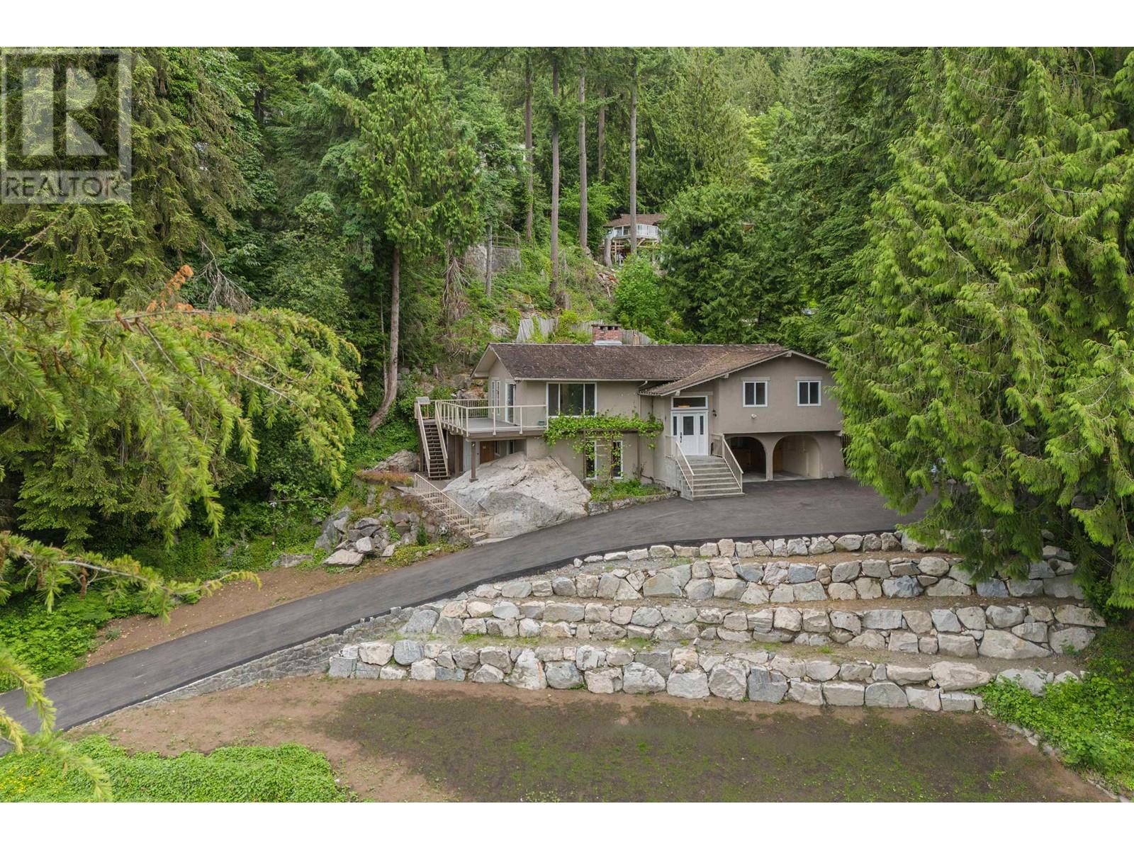 3849 Bayridge Avenue, West Vancouver, British Columbia  V7V 3J3 - Photo 4 - R3009807