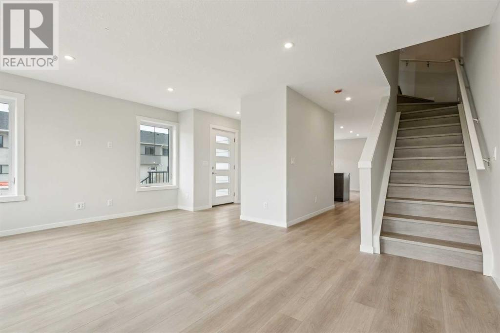 Property at 215, 40 Livingston Parade NE image 2