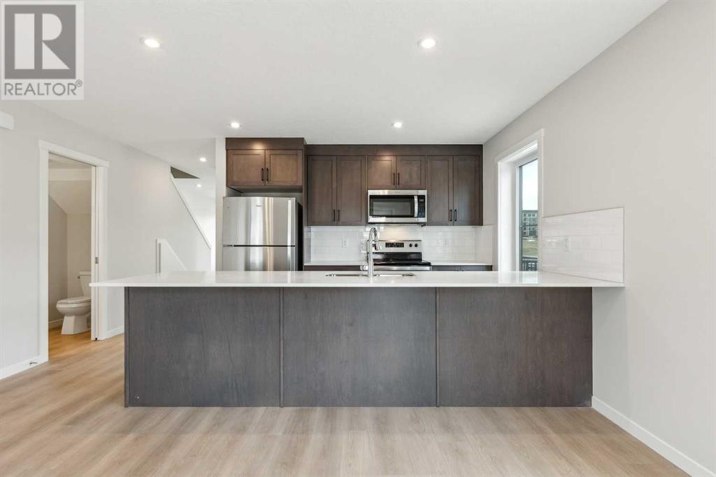 Property at 215, 40 Livingston Parade NE image 1