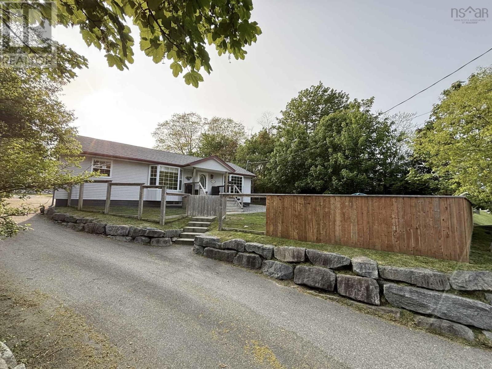 3294 Highway 3, Barrington Passage, Nova Scotia  B0W 1G0 - Photo 10 - 202507145