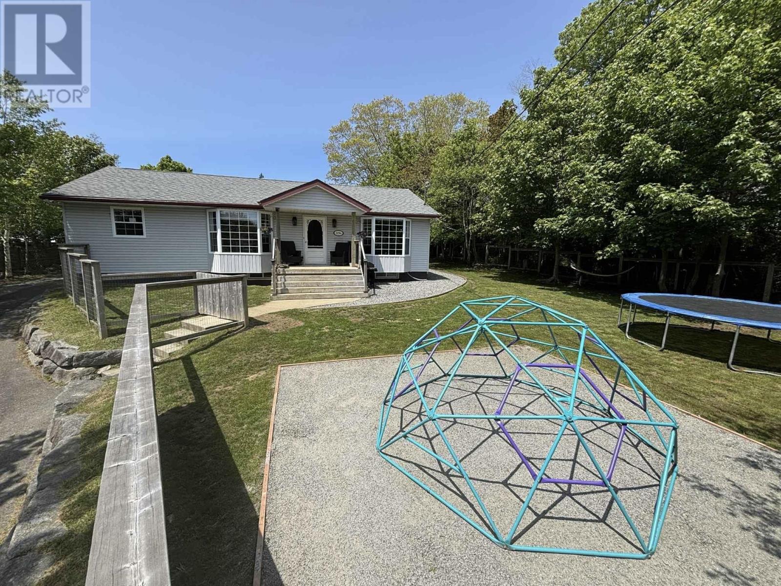 3294 Highway 3, Barrington Passage, Nova Scotia  B0W 1G0 - Photo 2 - 202507145