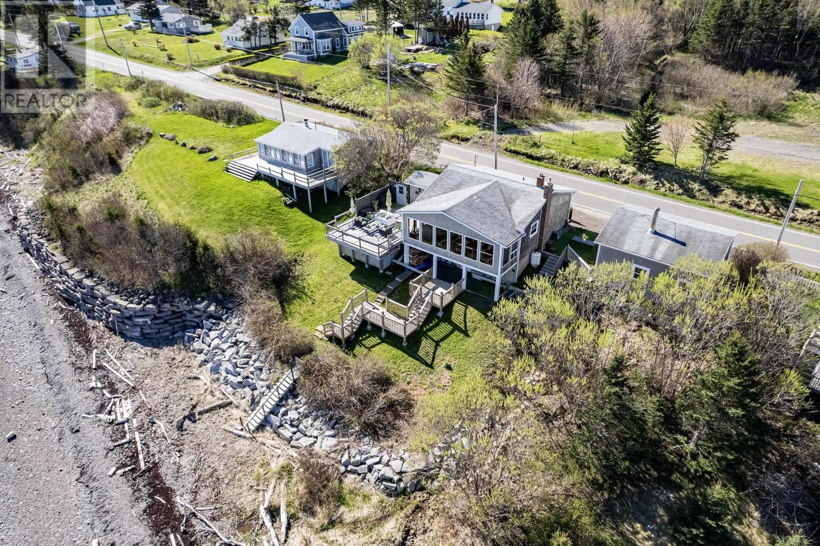 37 Seaman Street, Margaretsville, Nova Scotia  B0S 1N0 - Photo 3 - 202510818