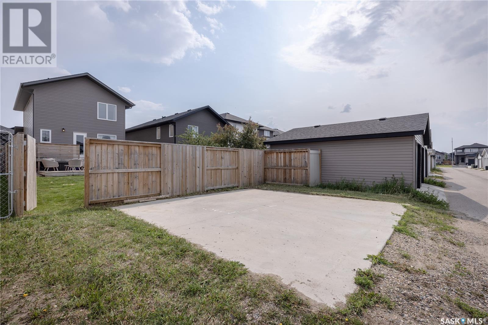 238 Kloppenburg Way, Saskatoon, Saskatchewan  S7W 0N6 - Photo 40 - SK008114