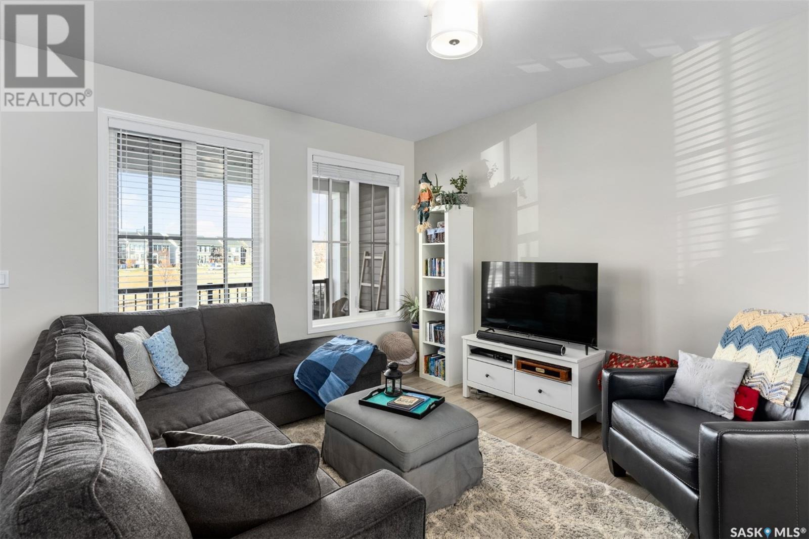 3041 Brighton Common, Saskatoon, Saskatchewan  S7V 0Z5 - Photo 4 - SK008066