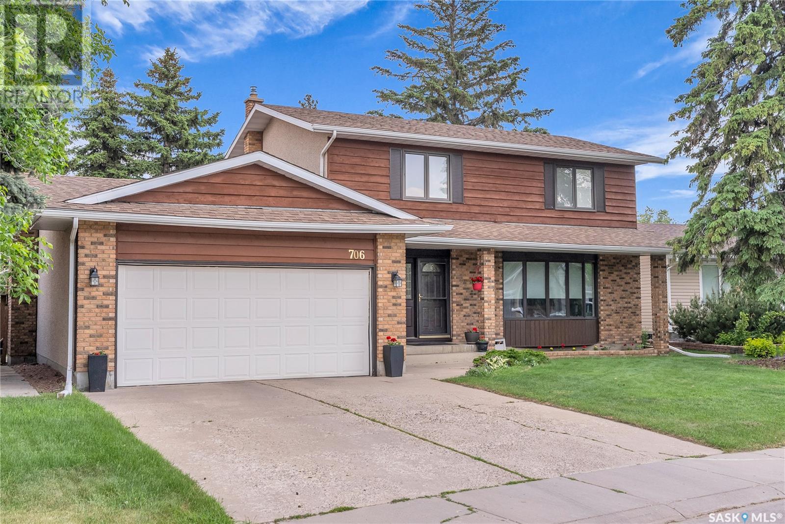 706 Trent Crescent, Saskatoon, Saskatchewan  S7H 4S5 - Photo 2 - SK008023