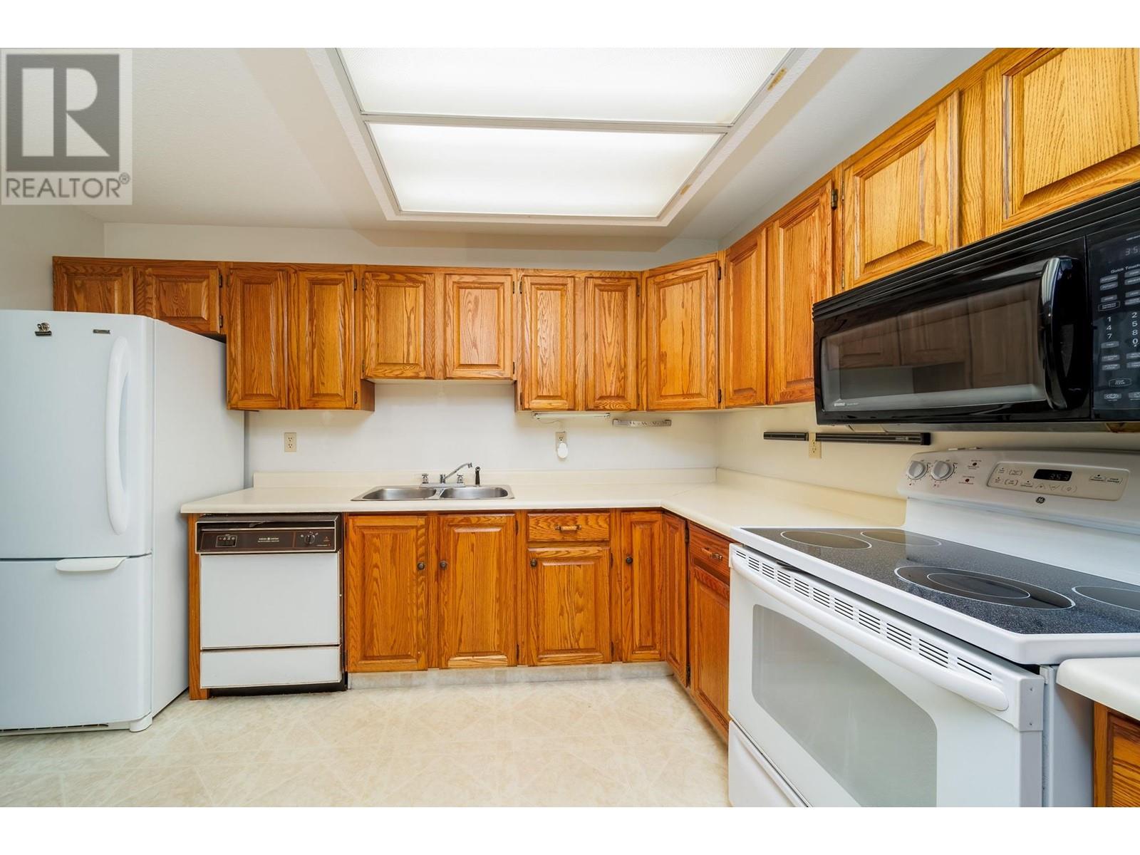 Property at 1055 Glenwood Avenue Unit# 101 image 2
