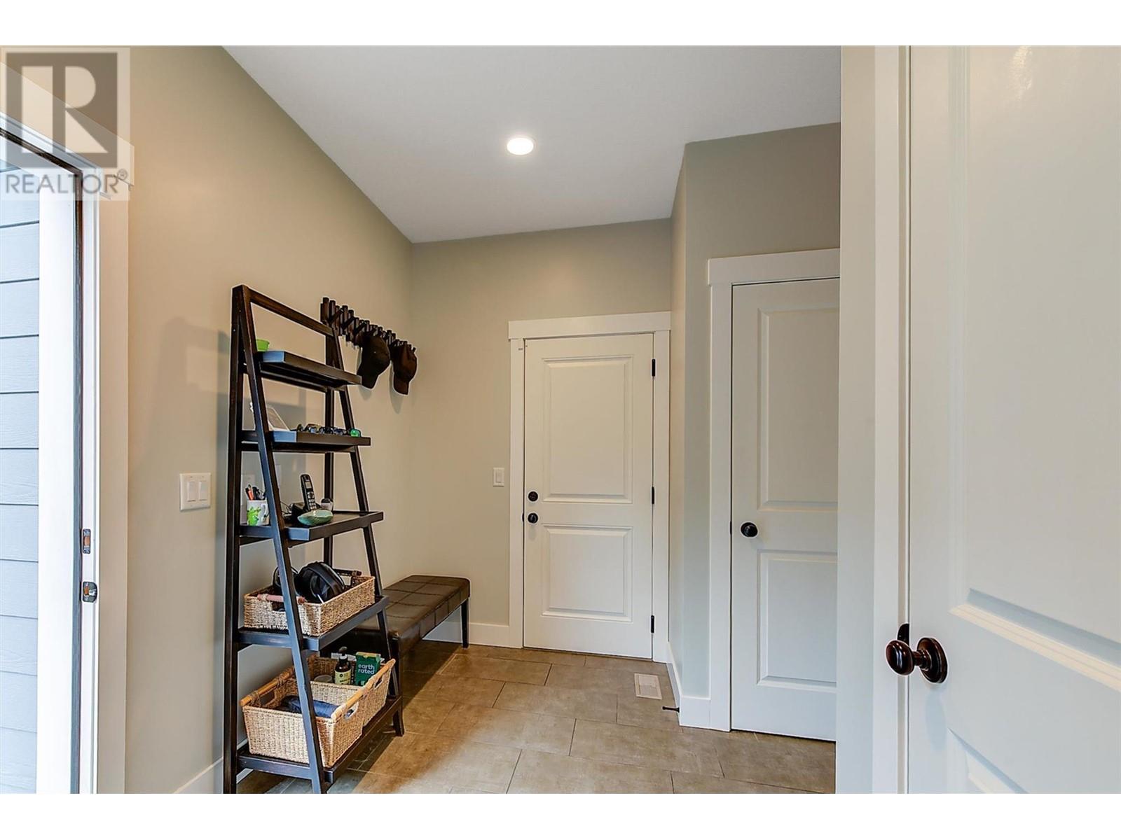 122 Lost Creek Court, Kelowna, British Columbia  V1V 3B6 - Photo 21 - 10347983