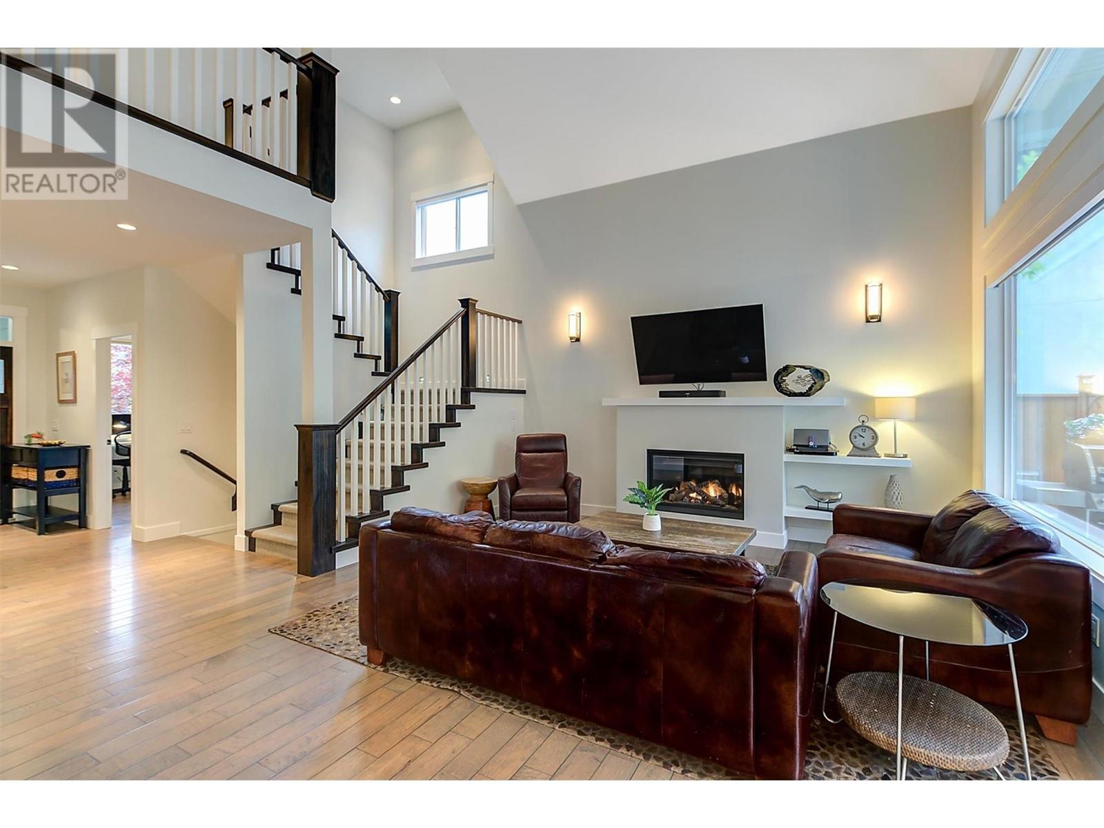 122 Lost Creek Court, Kelowna, British Columbia  V1V 3B6 - Photo 5 - 10347983