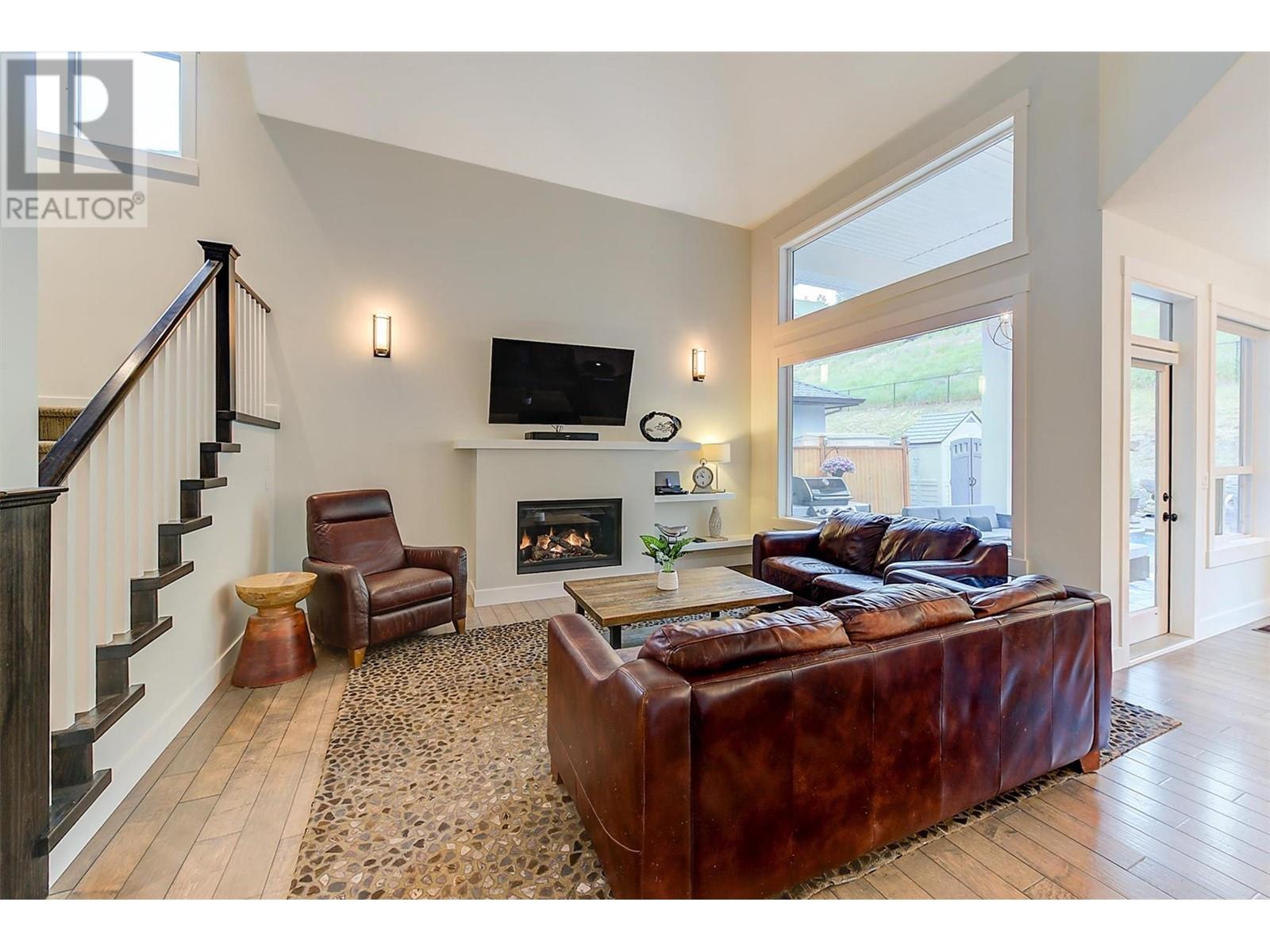 122 Lost Creek Court, Kelowna, British Columbia  V1V 3B6 - Photo 7 - 10347983