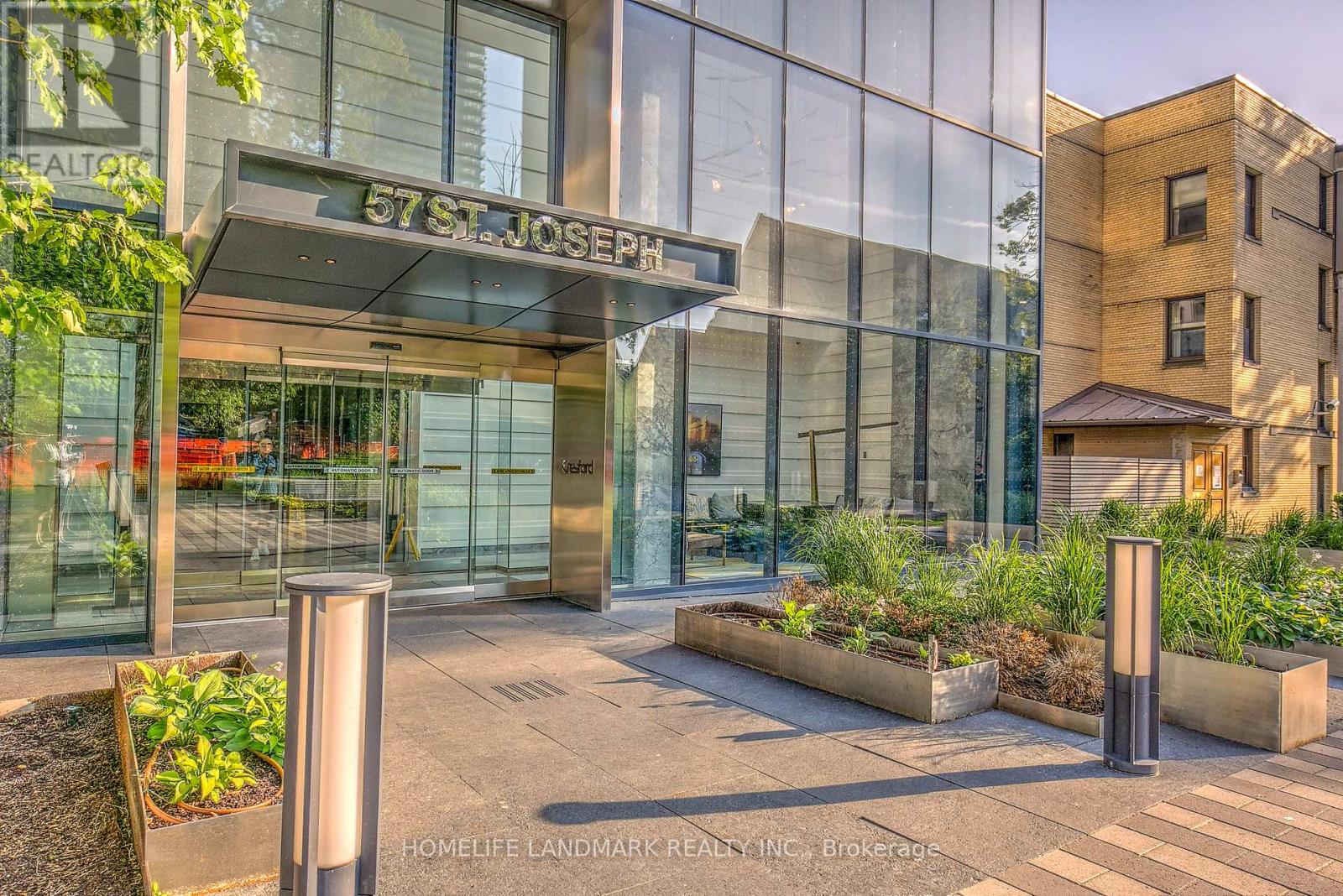 508 - 57 St Joseph Street, Toronto, Ontario  M5S 0C5 - Photo 1 - C12117773
