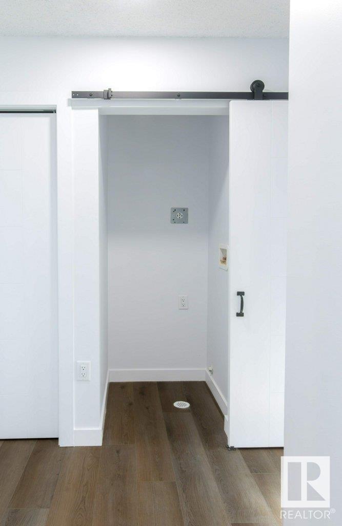 Property at 13403 73 ST NW image 4