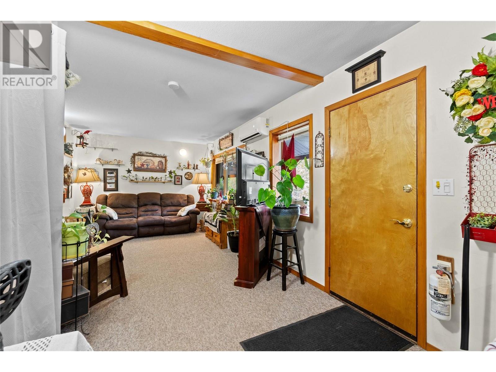 769 & 771 Gardom Lake Road, Enderby, BC V4Y4H8
