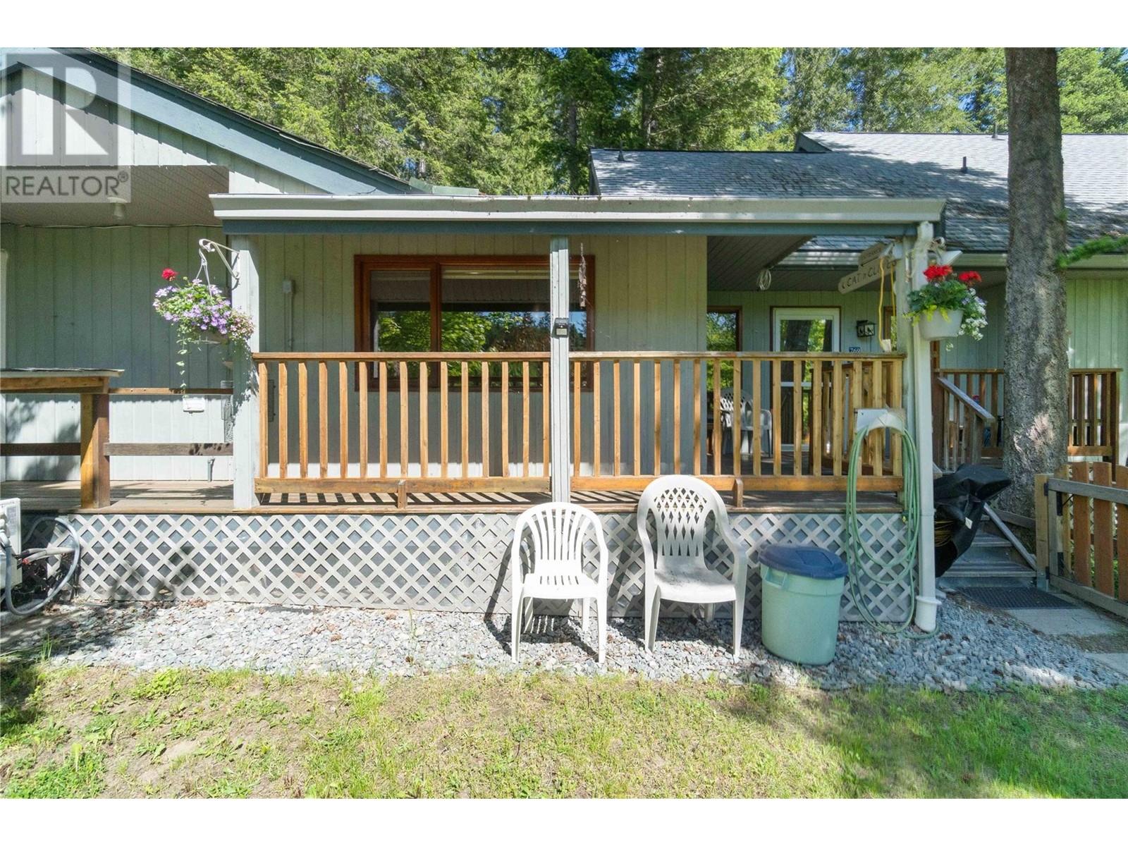 769 & 771 Gardom Lake Road, Enderby, BC V4Y4H8