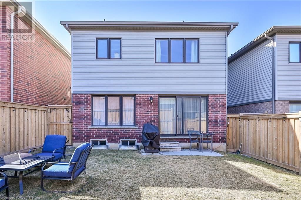 18 Scarletwood Street, Stoney Creek, Ontario  L8J 0K8 - Photo 34 - 40736161