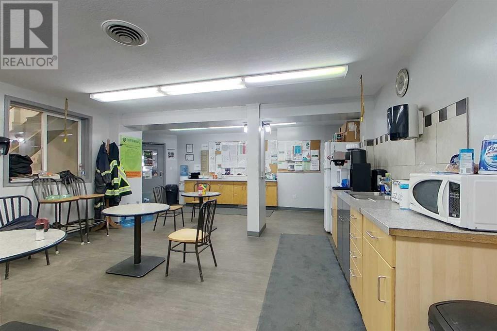 240 & 244 & 300 & 325 Balsam Road Ne, Slave Lake, Alberta  T0G 2A2 - Photo 13 - A2220688