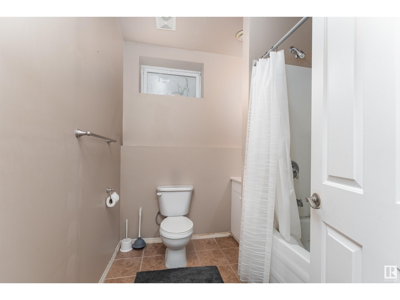 Property at 5010 DONSDALE DR NW image 1
