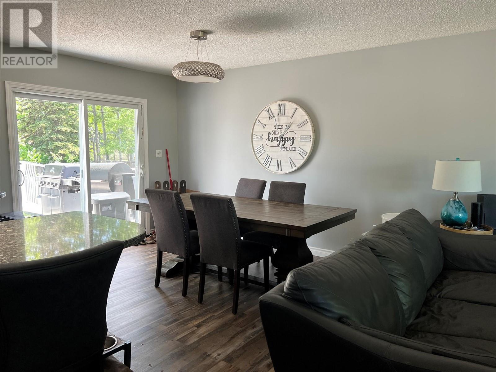 5118 43a Street Ne, Chetwynd, British Columbia  V0C 1J0 - Photo 6 - 10350401