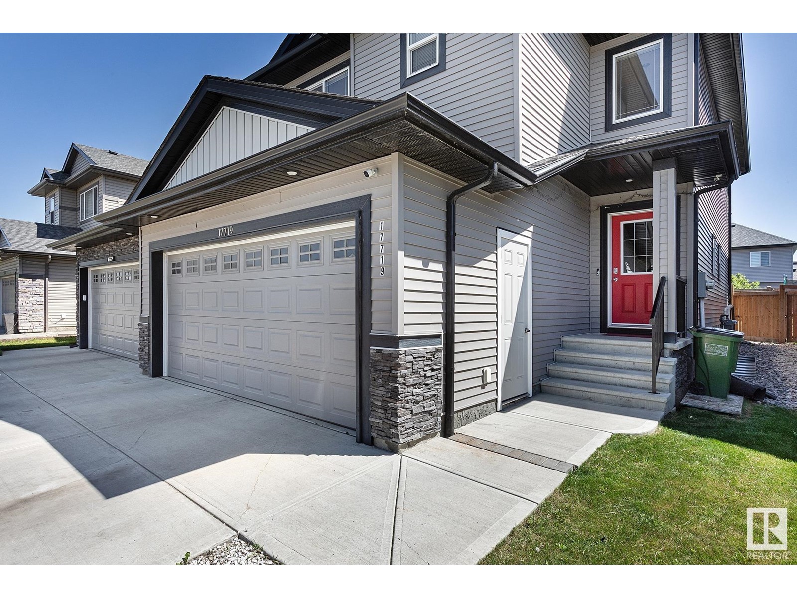 17719 64 St Nw, Edmonton, Alberta  T5Y 3X3 - Photo 3 - E4440108