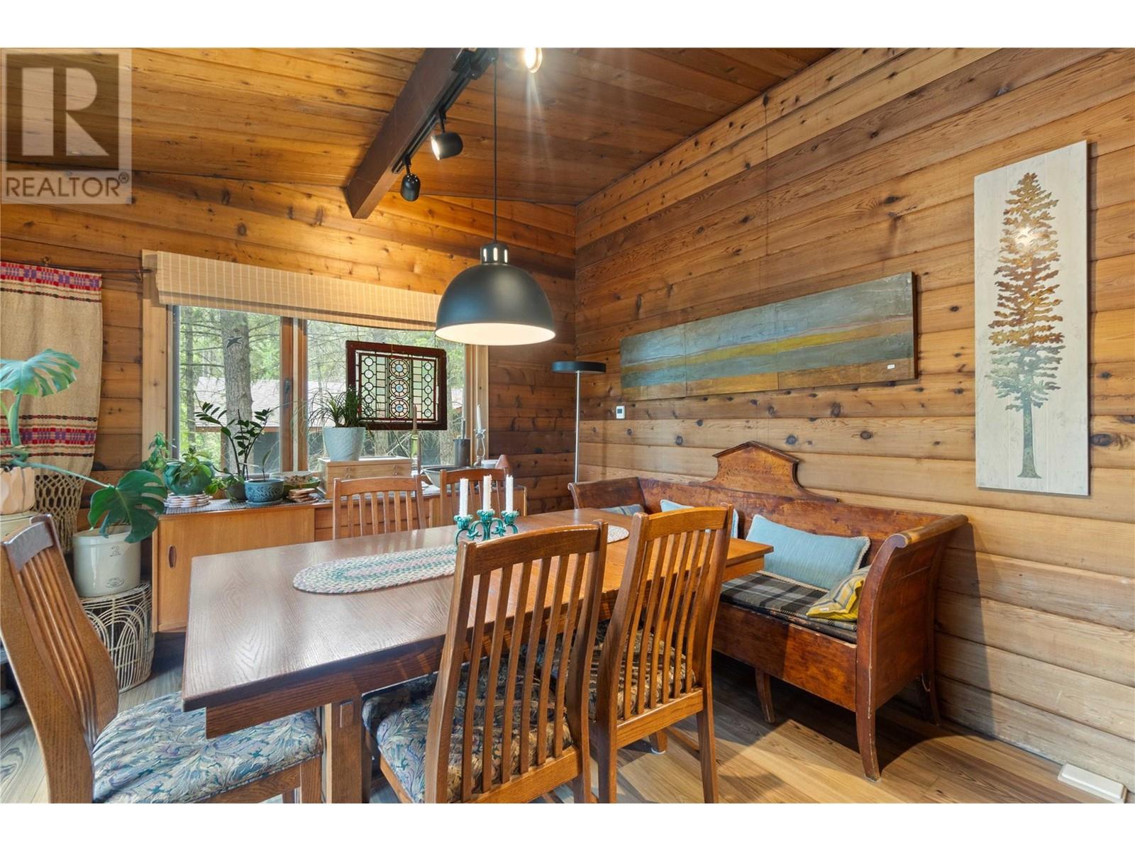 781 Gardom Lake Road, Enderby, BC V0E1V3