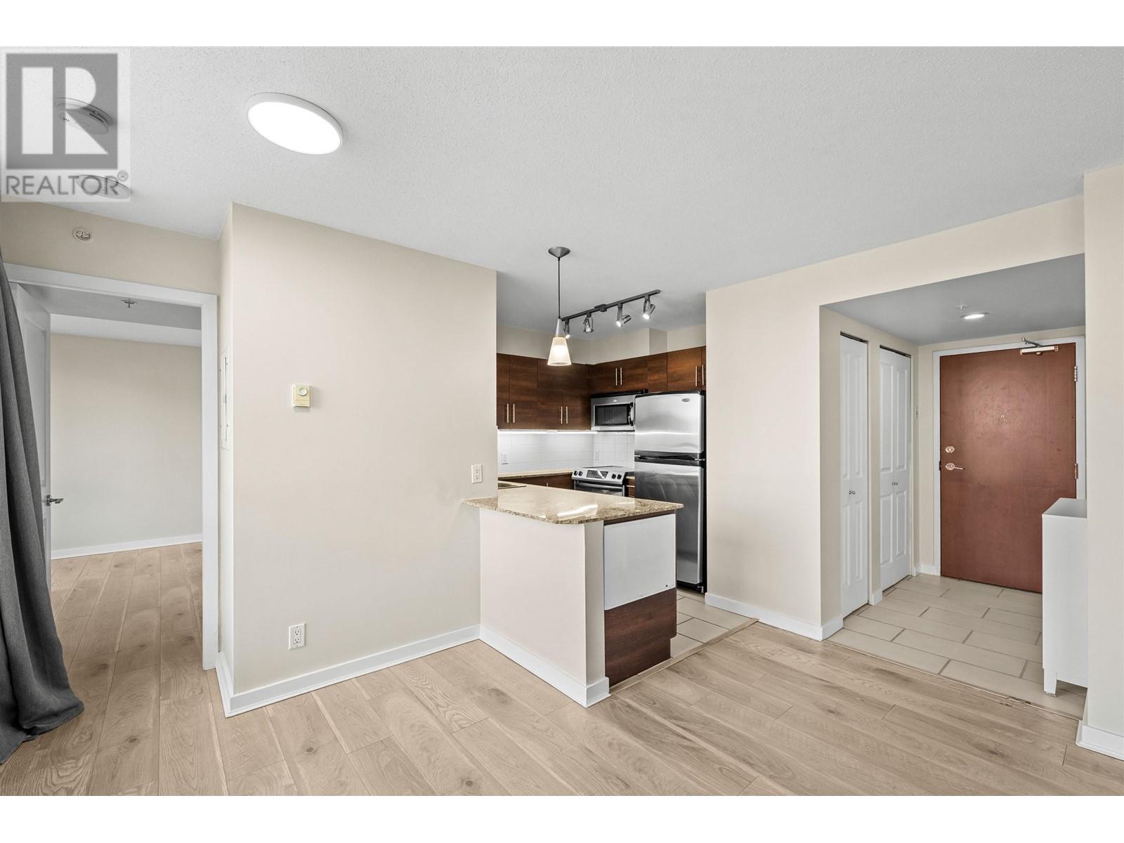 302 814 Royal Avenue, New Westminster, British Columbia  V3M 1J9 - Photo 9 - R3010572