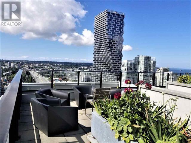 1002 1325 ROLSTON STREET, Vancouver, British Columbia