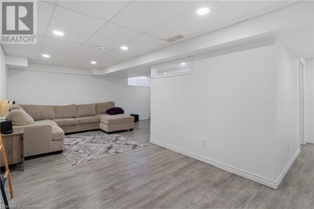 524 Snowdrop Court, Kitchener, Ontario  N2E 4G4 - Photo 31 - 40736629