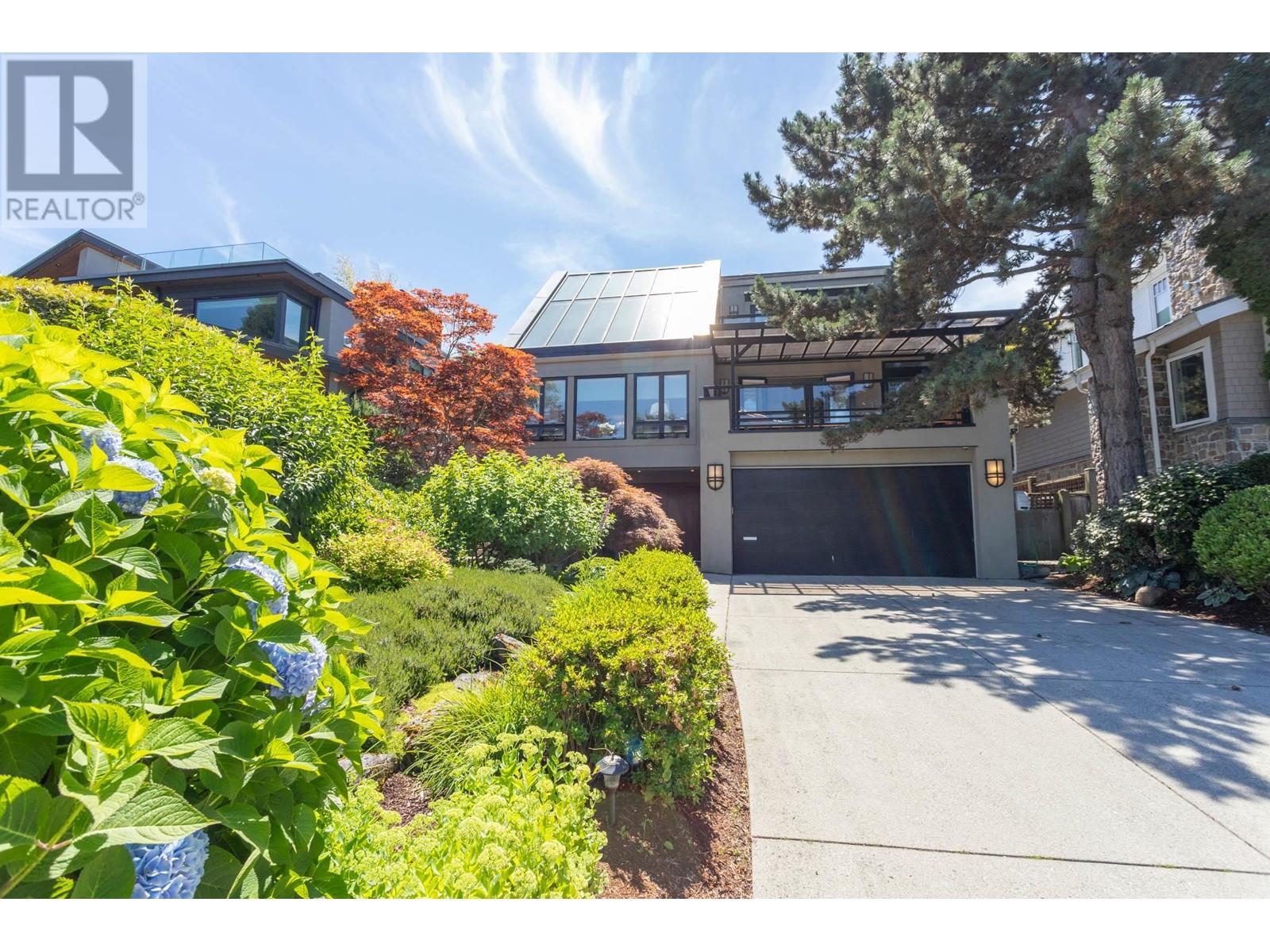 Property at 4468 W 1ST AVENUE image 1