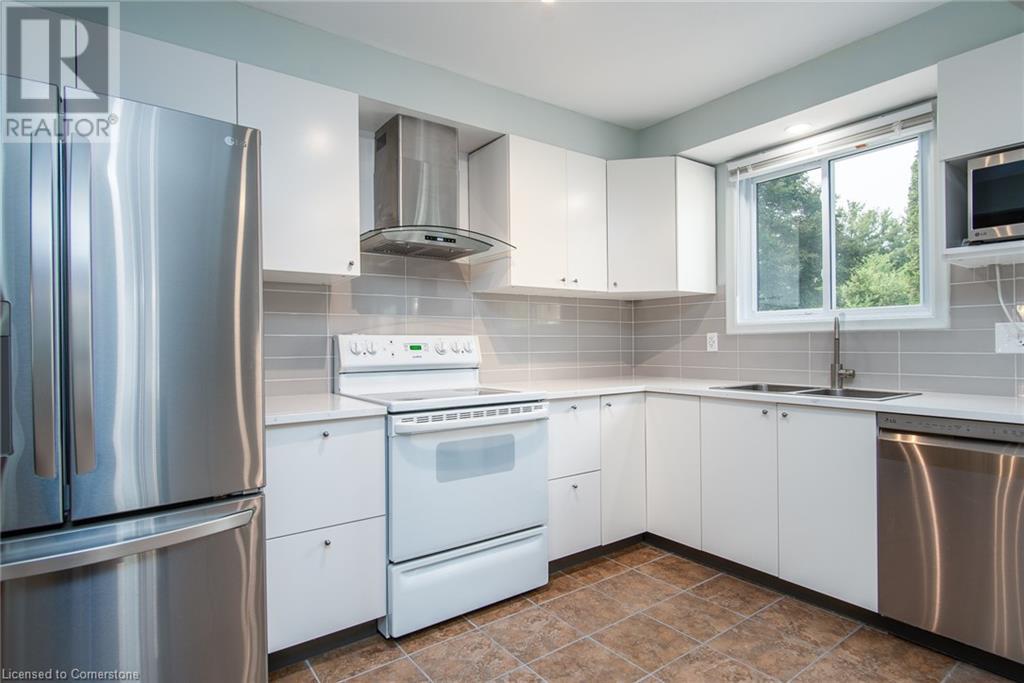 12 Academy Crescent, Waterloo, Ontario  N2L 5H7 - Photo 16 - 40736318
