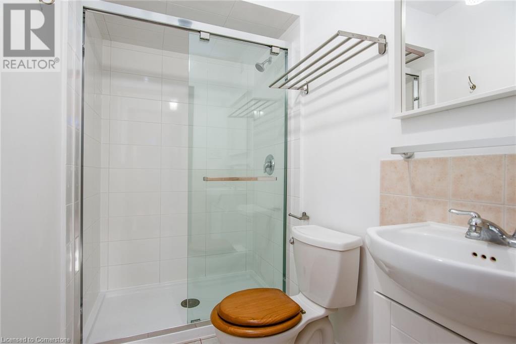 12 Academy Crescent, Waterloo, Ontario  N2L 5H7 - Photo 24 - 40736318