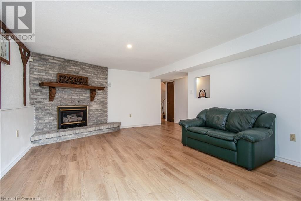 12 Academy Crescent, Waterloo, Ontario  N2L 5H7 - Photo 34 - 40736318