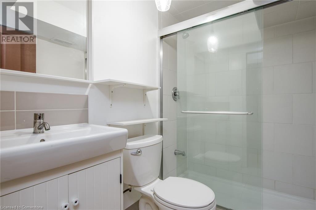 12 Academy Crescent, Waterloo, Ontario  N2L 5H7 - Photo 36 - 40736318
