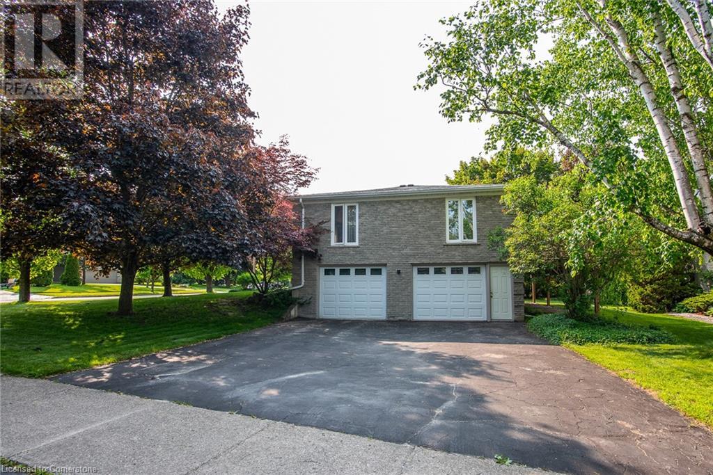 12 Academy Crescent, Waterloo, Ontario  N2L 5H7 - Photo 4 - 40736318