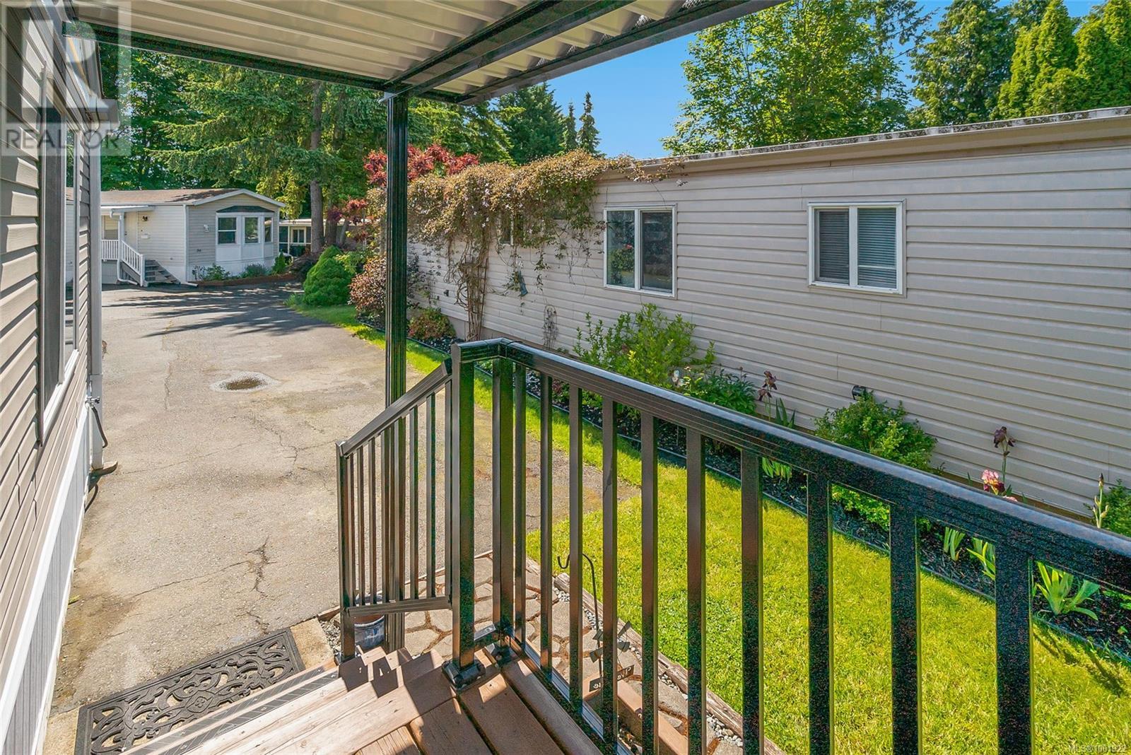 Property at 23 80 Fifth St image 3
