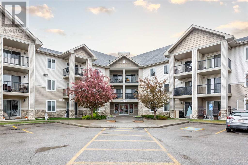 Property at 1331, 2395 Eversyde Avenue SW image 1