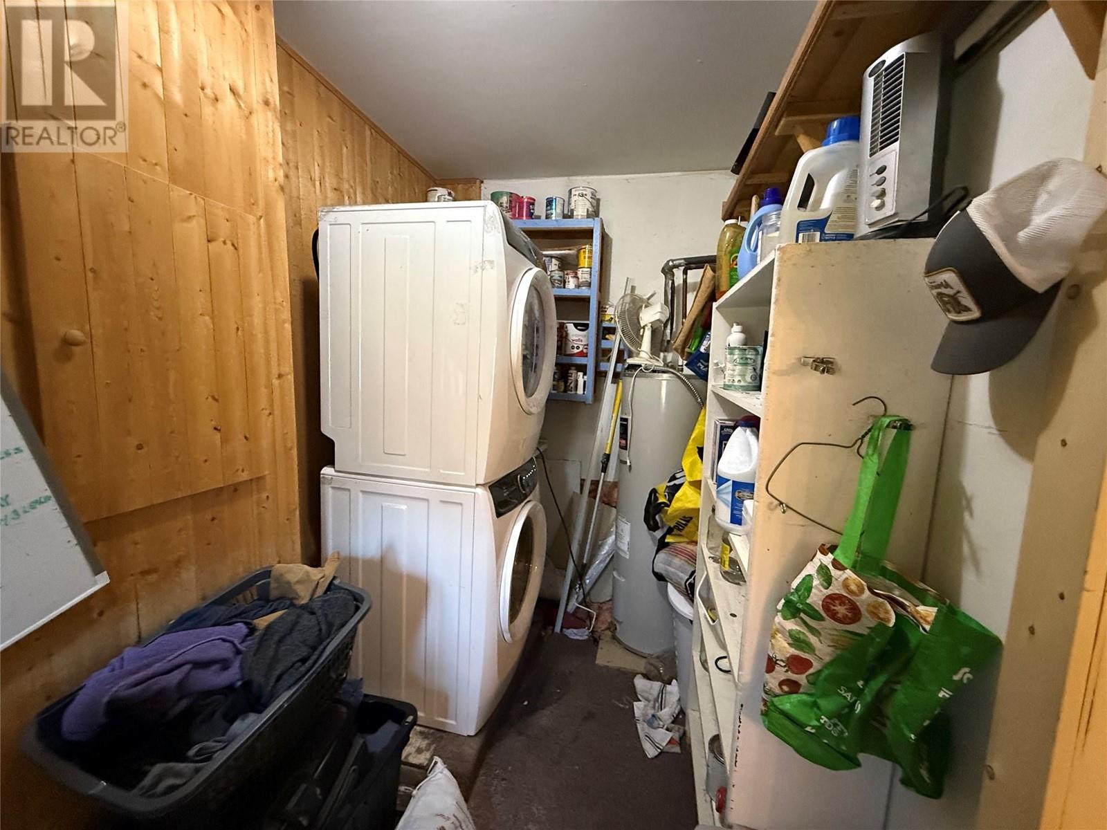 9215 Main Avenue, Wilmer, BC V0A1K5