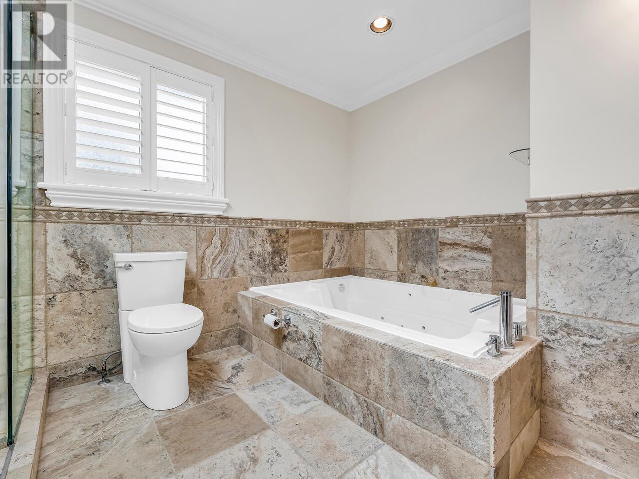 8648 Armstrong Avenue, Burnaby, British Columbia  V3N 2H6 - Photo 20 - R3010629