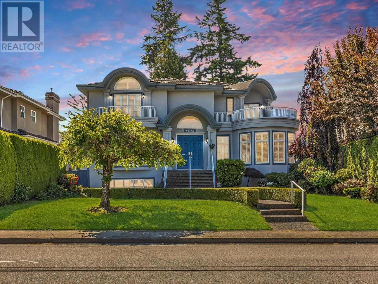 8648 ARMSTRONG AVENUE, burnaby, British Columbia