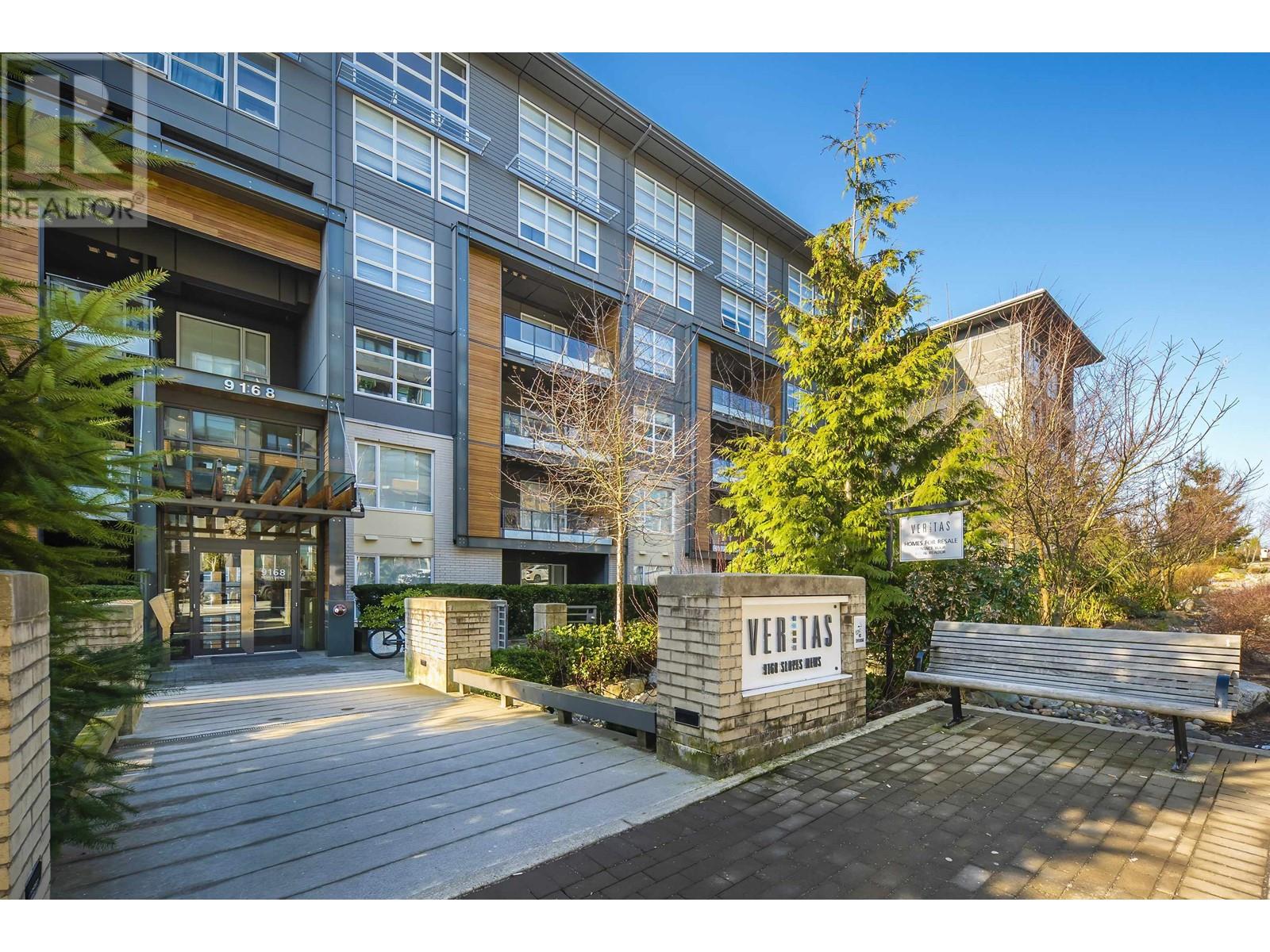 206 9168 SLOPES MEWS, Burnaby, British Columbia